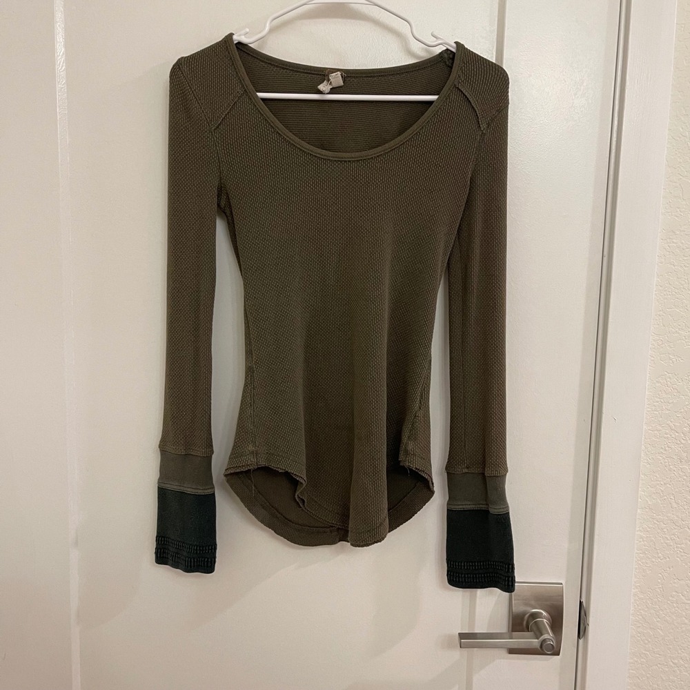 We‎ The Free Waffle Knit Green Grunge Long Sleeve Scoop Neck Shirt Fall